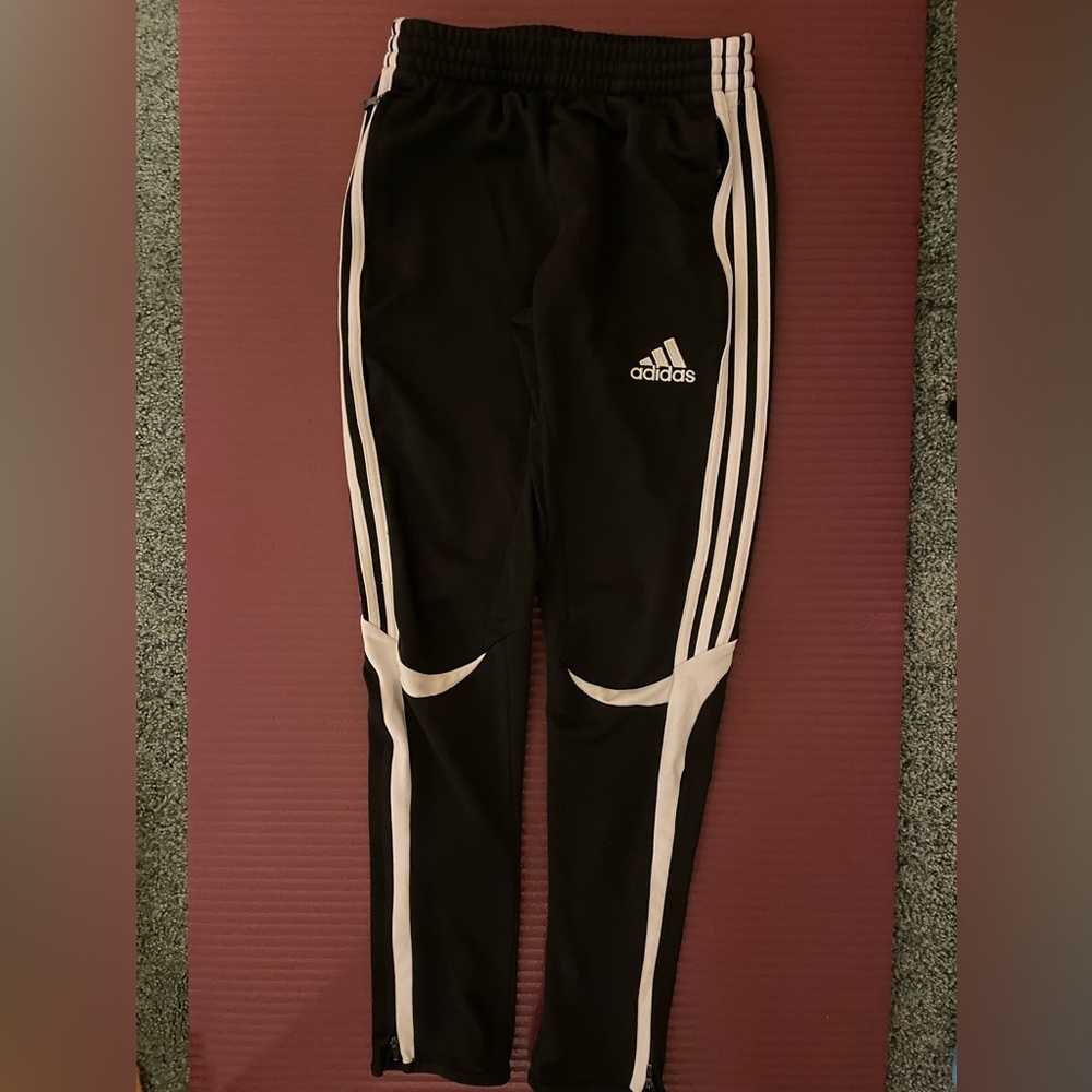 Adidas Kids Large full length athletic bottoms